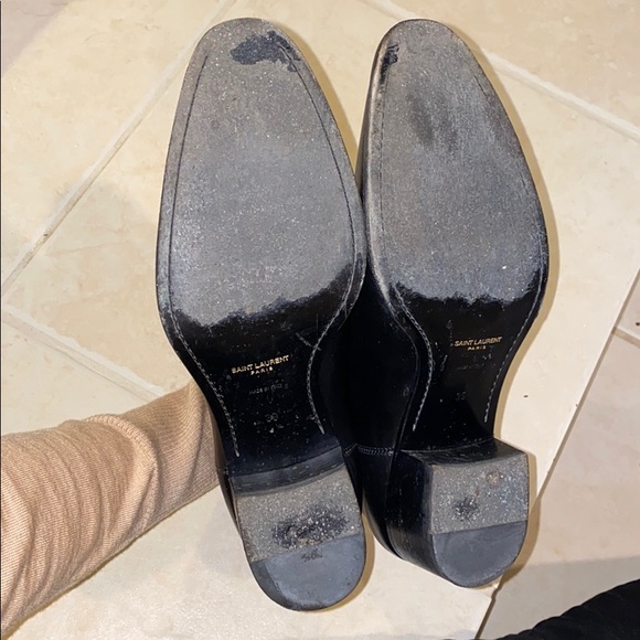 Saint Laurent black leather Chelsea boot - Picture 6 of 9